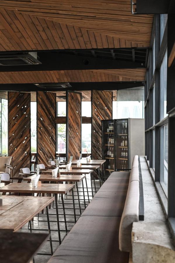 Miers Kuningan, Artotel Curated Giacarta Esterno foto