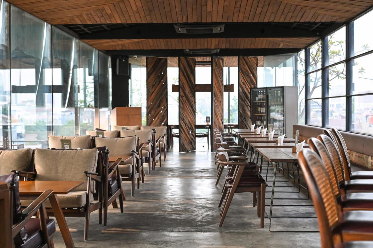 Miers Kuningan, Artotel Curated Giacarta Esterno foto