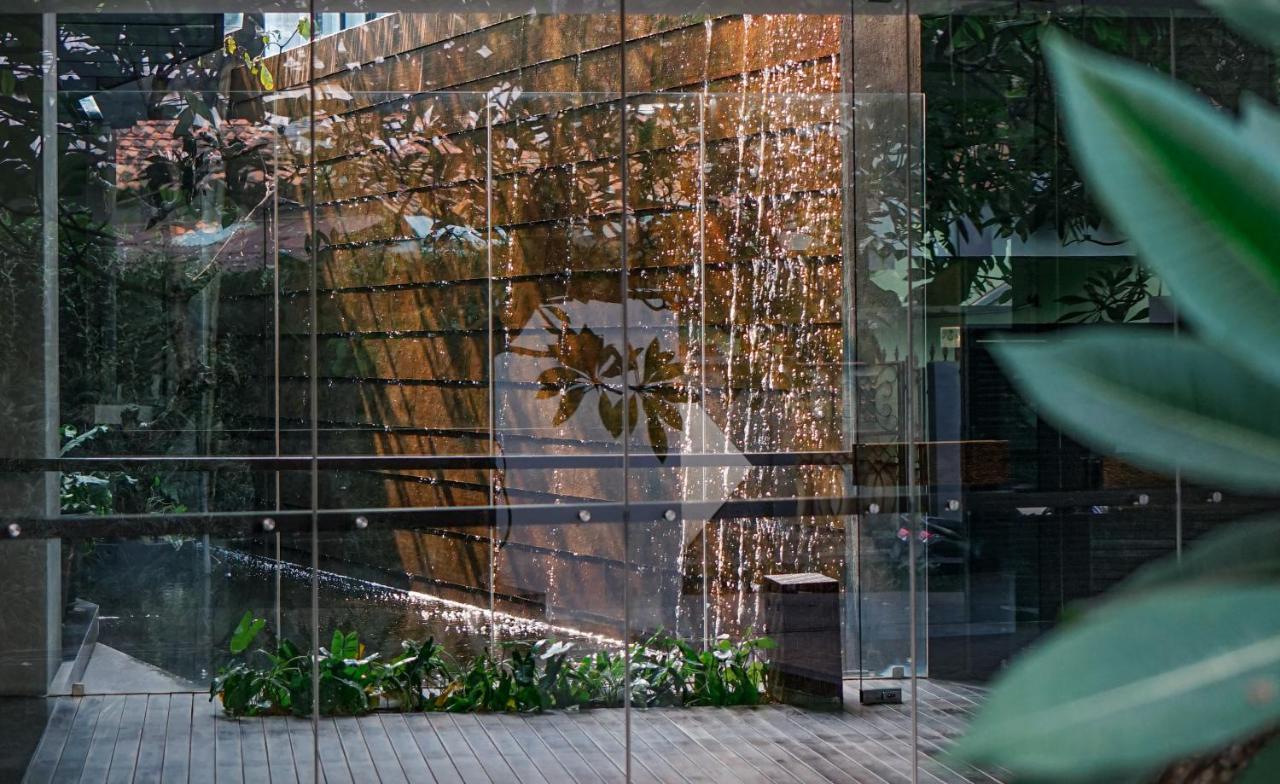 Miers Kuningan, Artotel Curated Giacarta Esterno foto